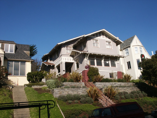Ingleside Terraces Cerritos Avenue