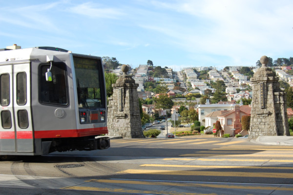 Ingleside Terraces gate and streetcar