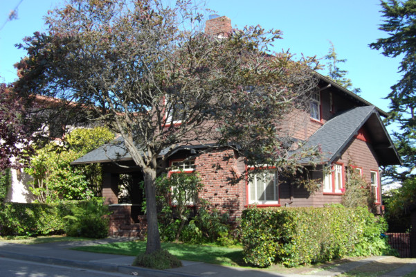 Ingleside Terraces Cerritos Avenue