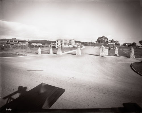 the house in the center was built in 1914